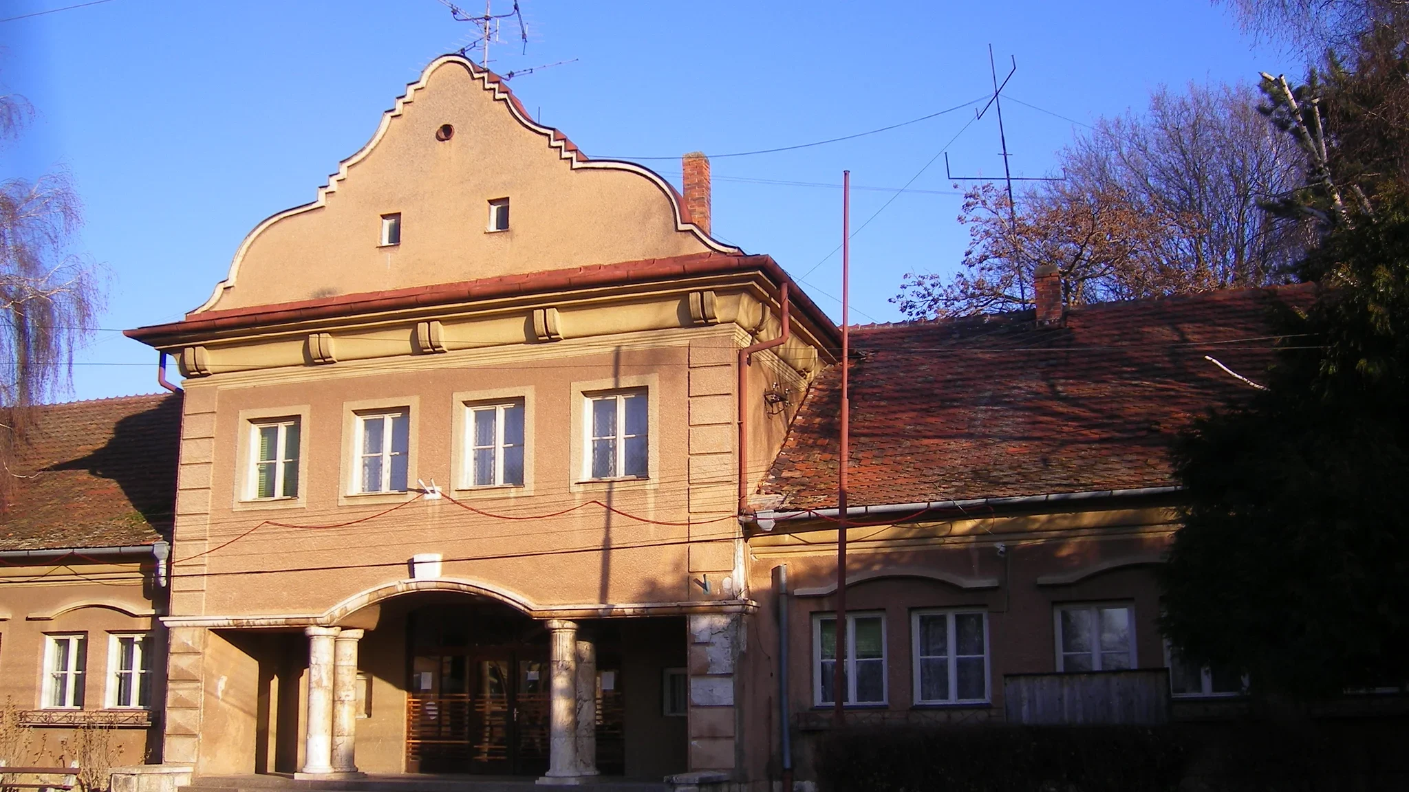 Ifjúságfalva községházának épülete